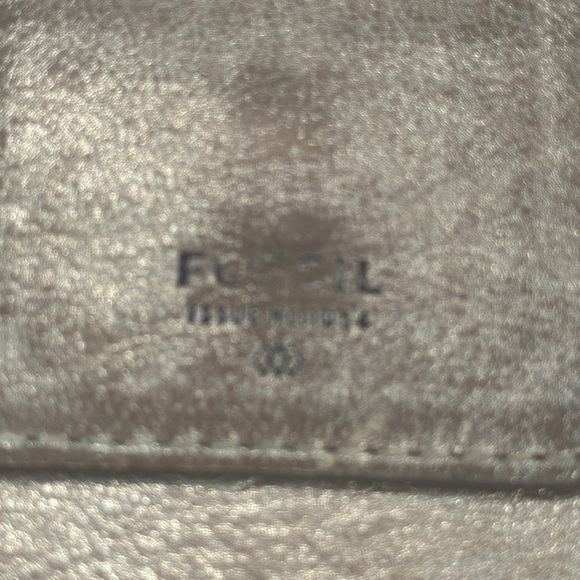 Fossil Women's Gold Sparkle Wallet Large BiFold - Picture 6 of 8